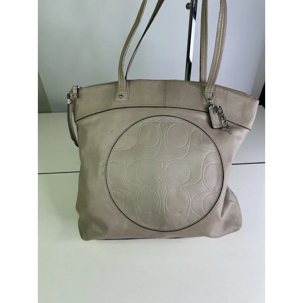 Coach Laura Taupe Leather Large Carryall Shoulder Bag Purse Handbag Logo F18336
